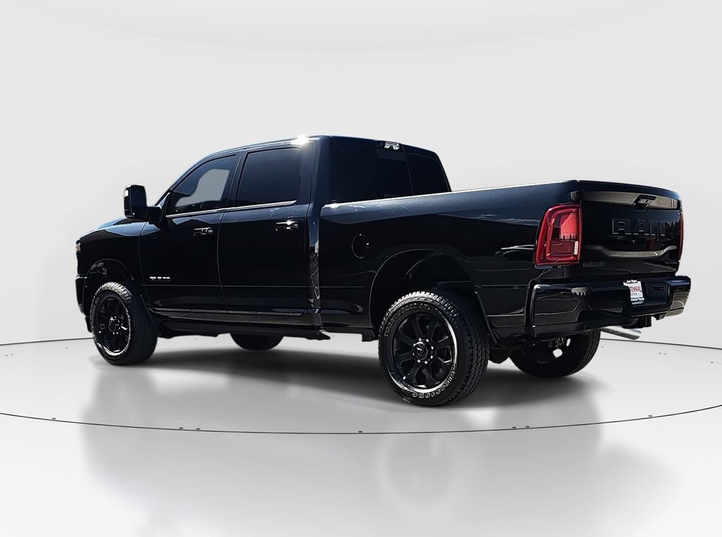 Used 2026 RAM 2500 Laramie AWD/4WD image 7