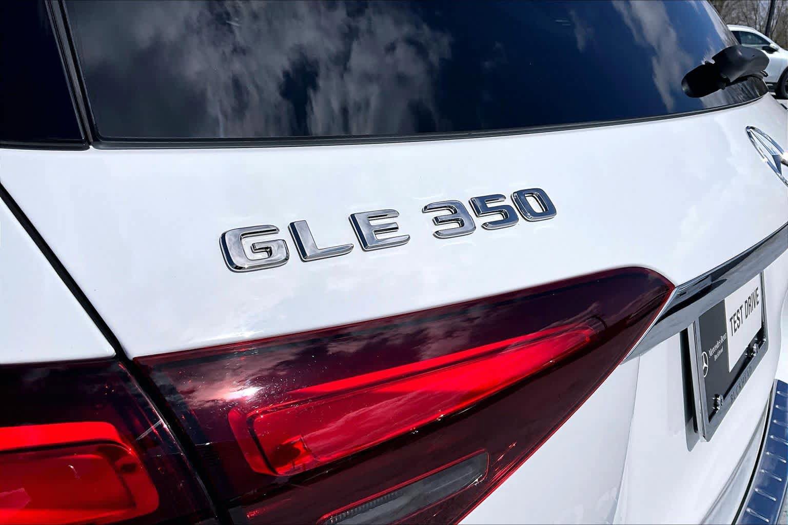 Used 2025 Mercedes-Benz GLE 350 4MATIC image 30