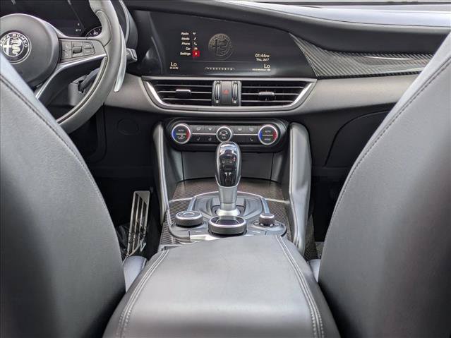 Used 2019 Alfa Romeo Giulia Ti RWD image 15