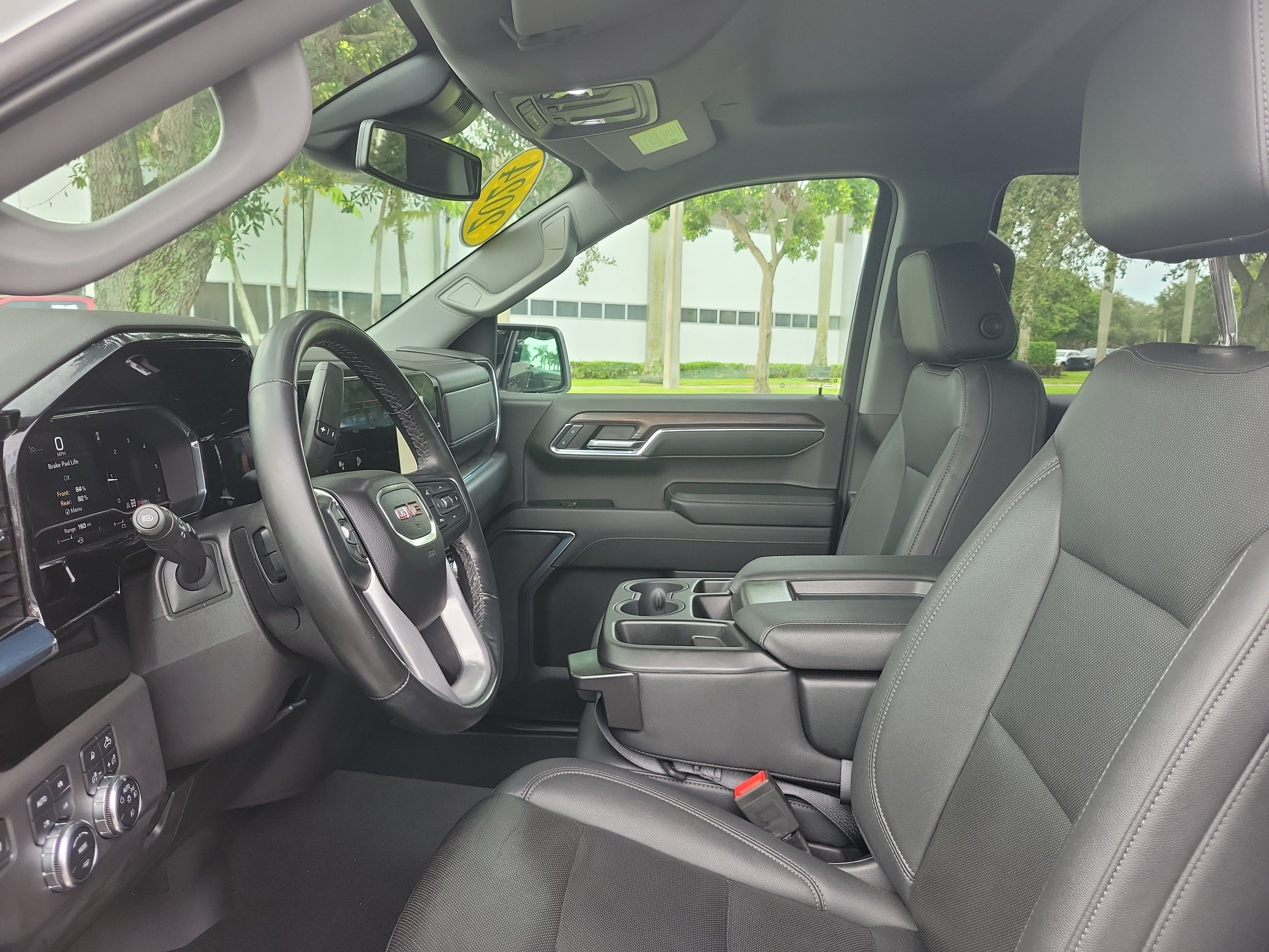 Used 2024 GMC Sierra 1500 SLT AWD/4WD image 23