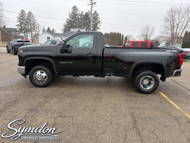 Used 2025 Chevrolet Silverado 3500 LT image 7