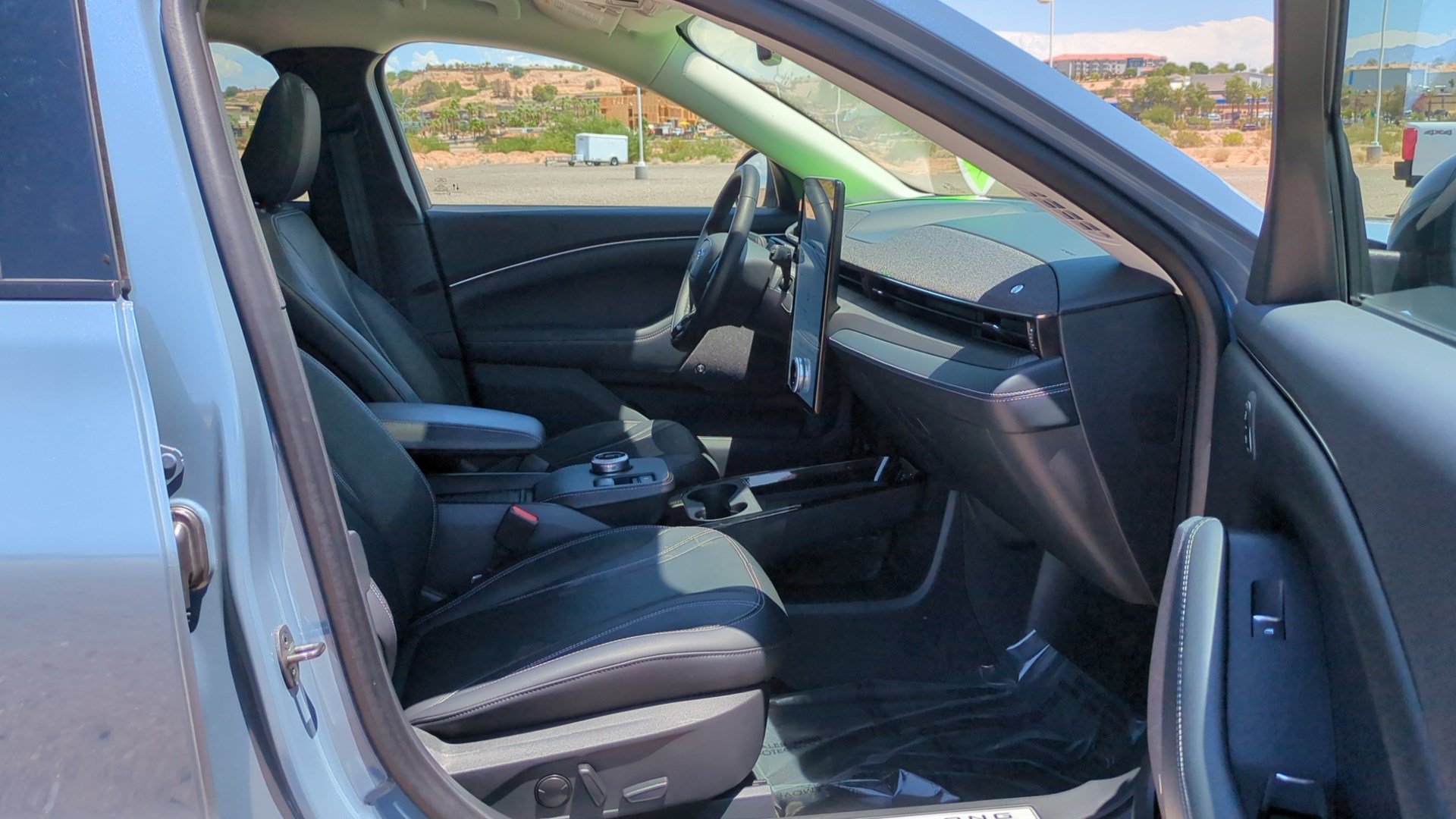 Used 2023 Ford Mustang Mach-E Premium RWD image 27