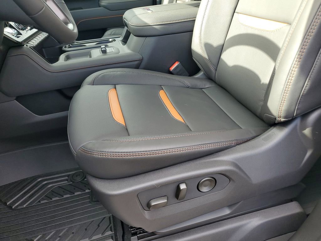New 2026 GMC Sierra 2500 AT4 w/ Technology Package image 15