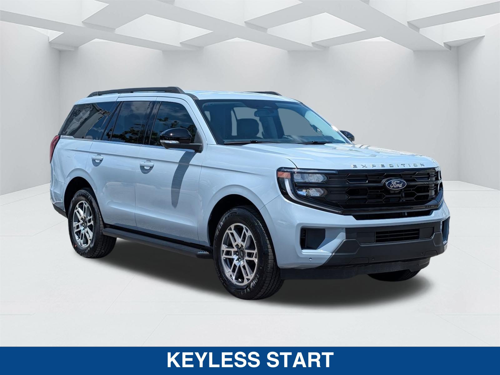 New 2026 Ford Expedition Active RWD image 3