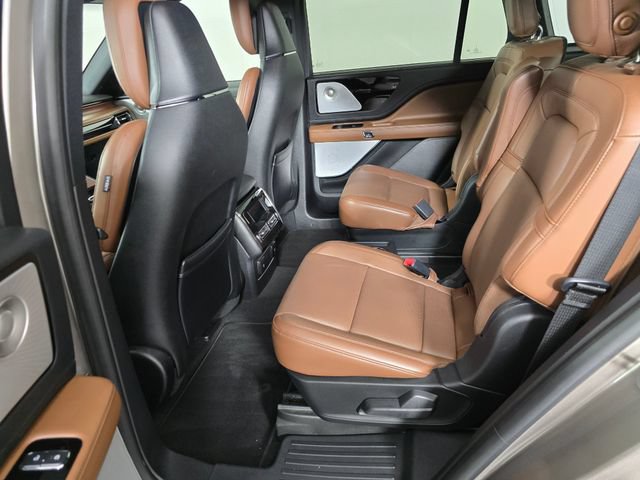 Used 2020 Lincoln Aviator Reserve w/ Equipment Group 202A AWD/4WD image 18