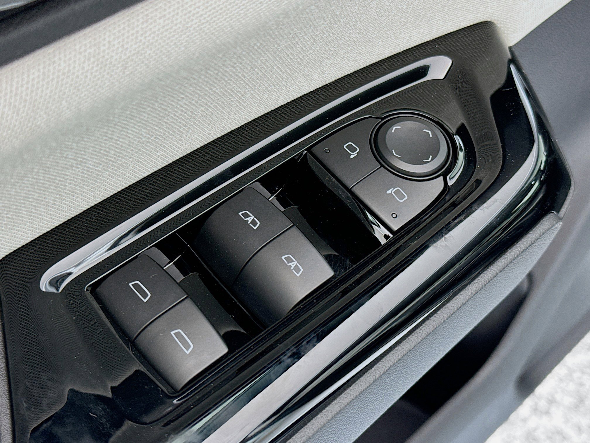 New 2025 Honda Prologue EX image 18