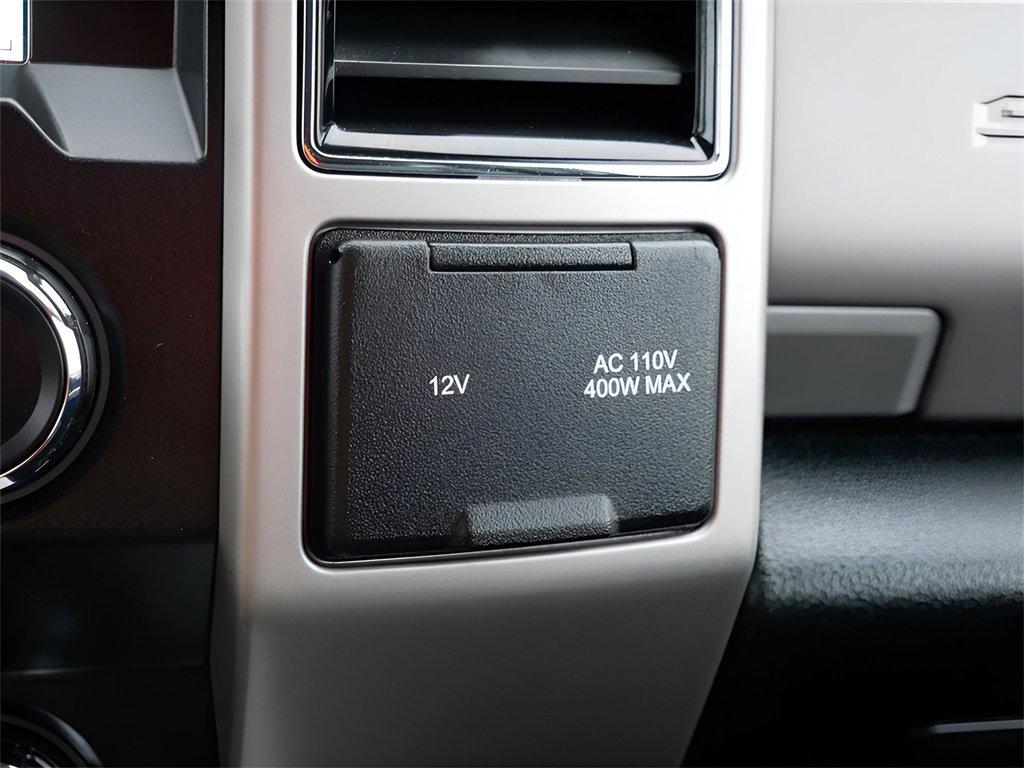 Used 2019 Ford F350 Lariat w/ Chrome Package image 26