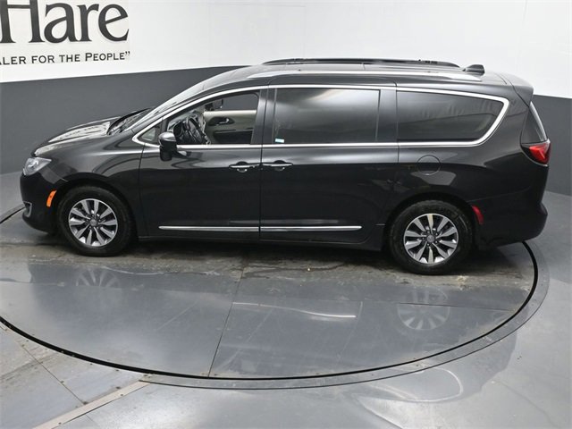 Used 2020 Chrysler Pacifica Touring-L Plus w/ Advanced Safetytec Group image 43
