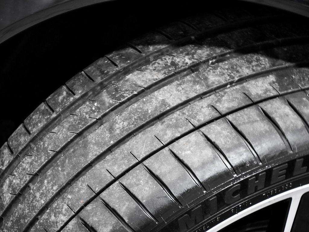 Used 2021 Porsche Cayenne Turbo w/ Assistance Package image 86