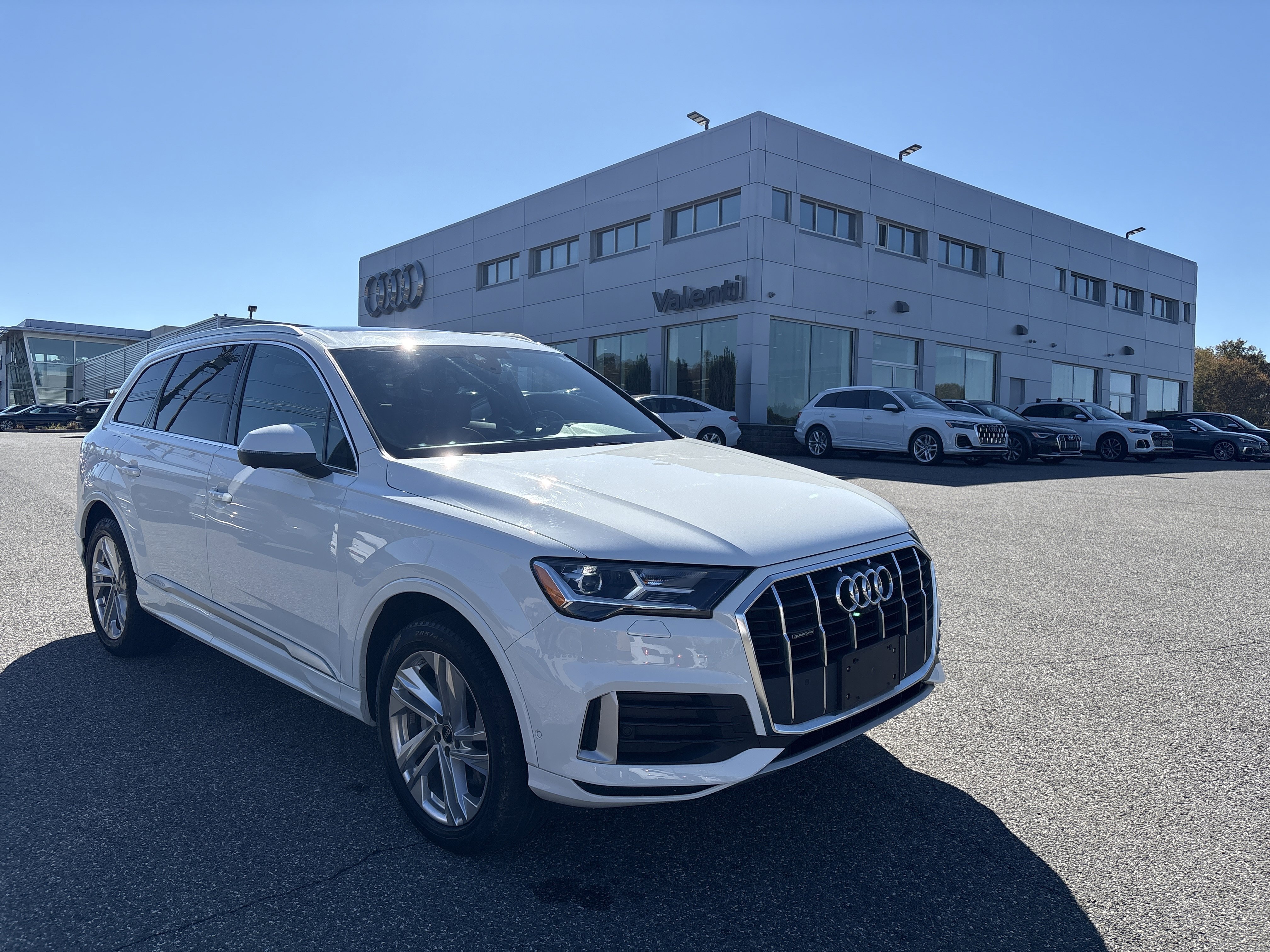 Certified 2022 Audi Q7 2.0T Premium w/ Convenience Package image 1