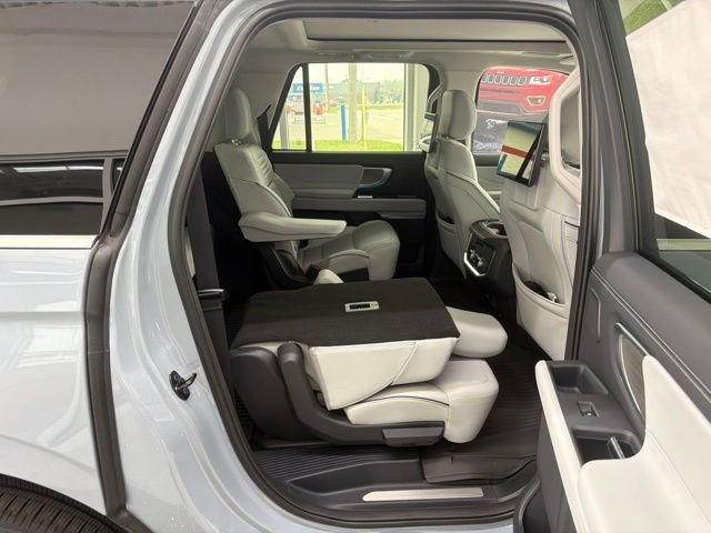 New 2027 Ford Expedition Max Platinum w/ Platinum Ultimate Package AWD/4WD image 56