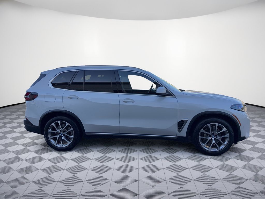 Used 2026 BMW X5 sDrive40i w/ Premium Package RWD image 8