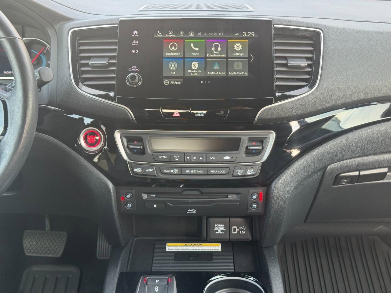 Certified 2022 Honda Pilot Black Edition image 14