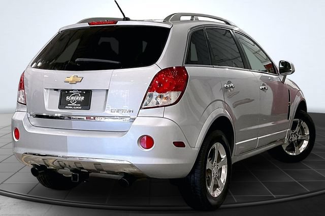 Used 2012 Chevrolet Captiva Sport LTZ AWD/4WD image 2