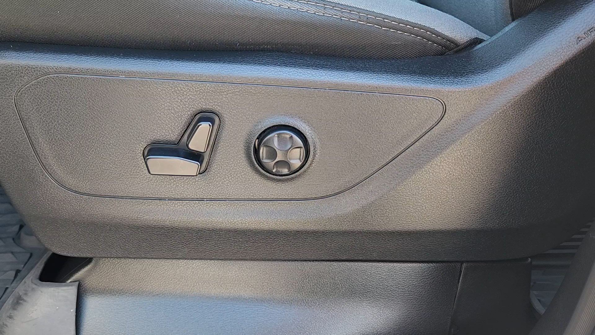 Used 2021 RAM 1500 Big Horn AWD/4WD image 9