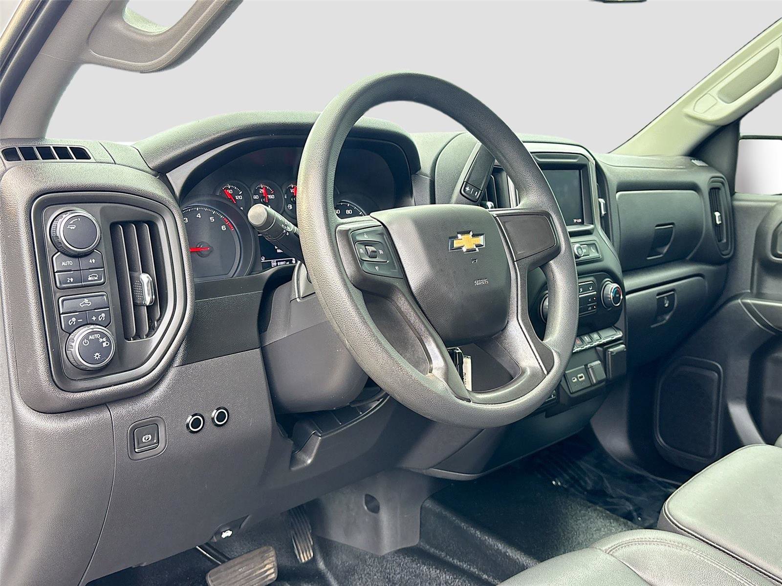 Used 2021 Chevrolet Silverado 1500 W/T w/ WT Value Package image 9