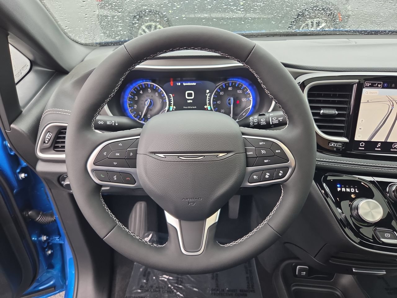 New 2027 Chrysler Pacifica Select w/ Family Tech Group FWD image 22