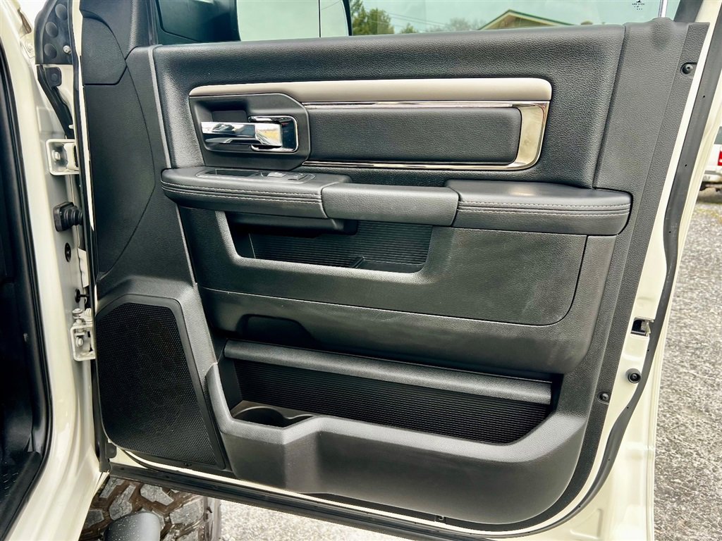 Used 2018 RAM 2500 Laramie w/ Sport Appearance Group image 31