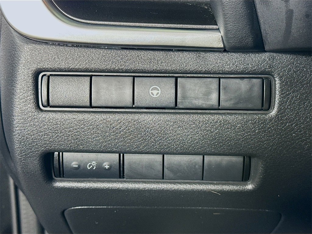 Certified 2022 Nissan Rogue SV image 19