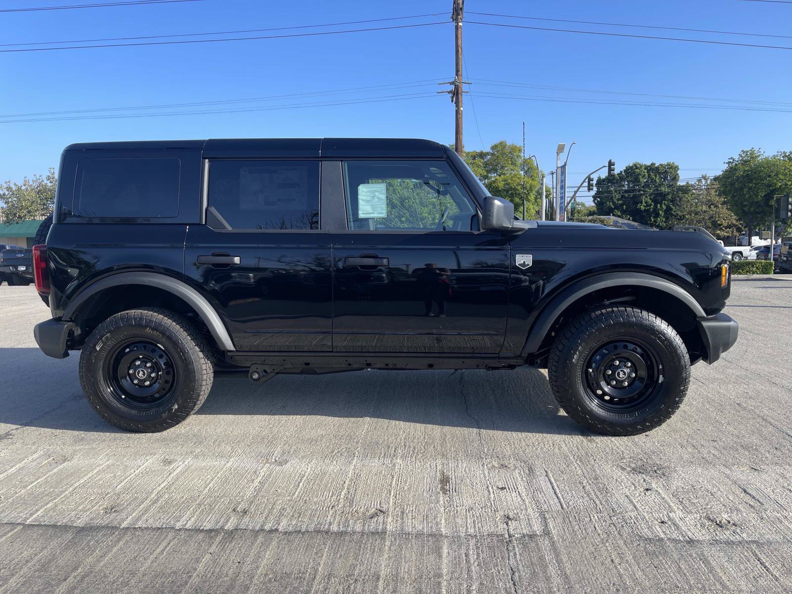 New 2026 Ford Bronco Big Bend AWD/4WD image 2
