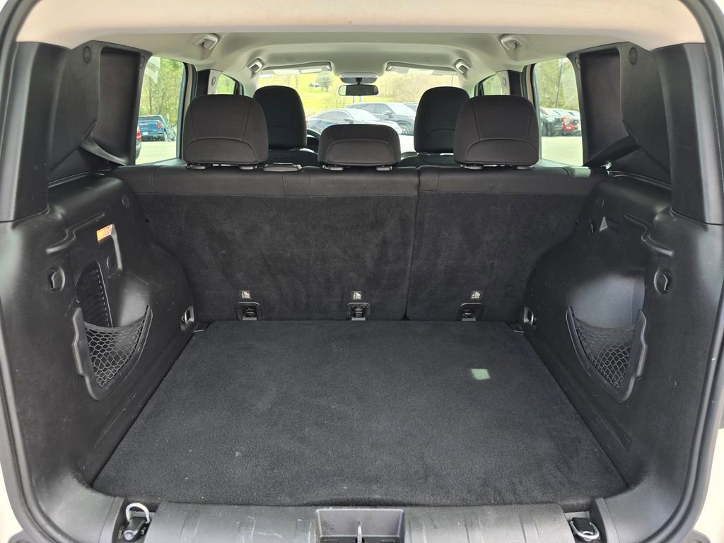 Used 2019 Jeep Renegade Sport image 11