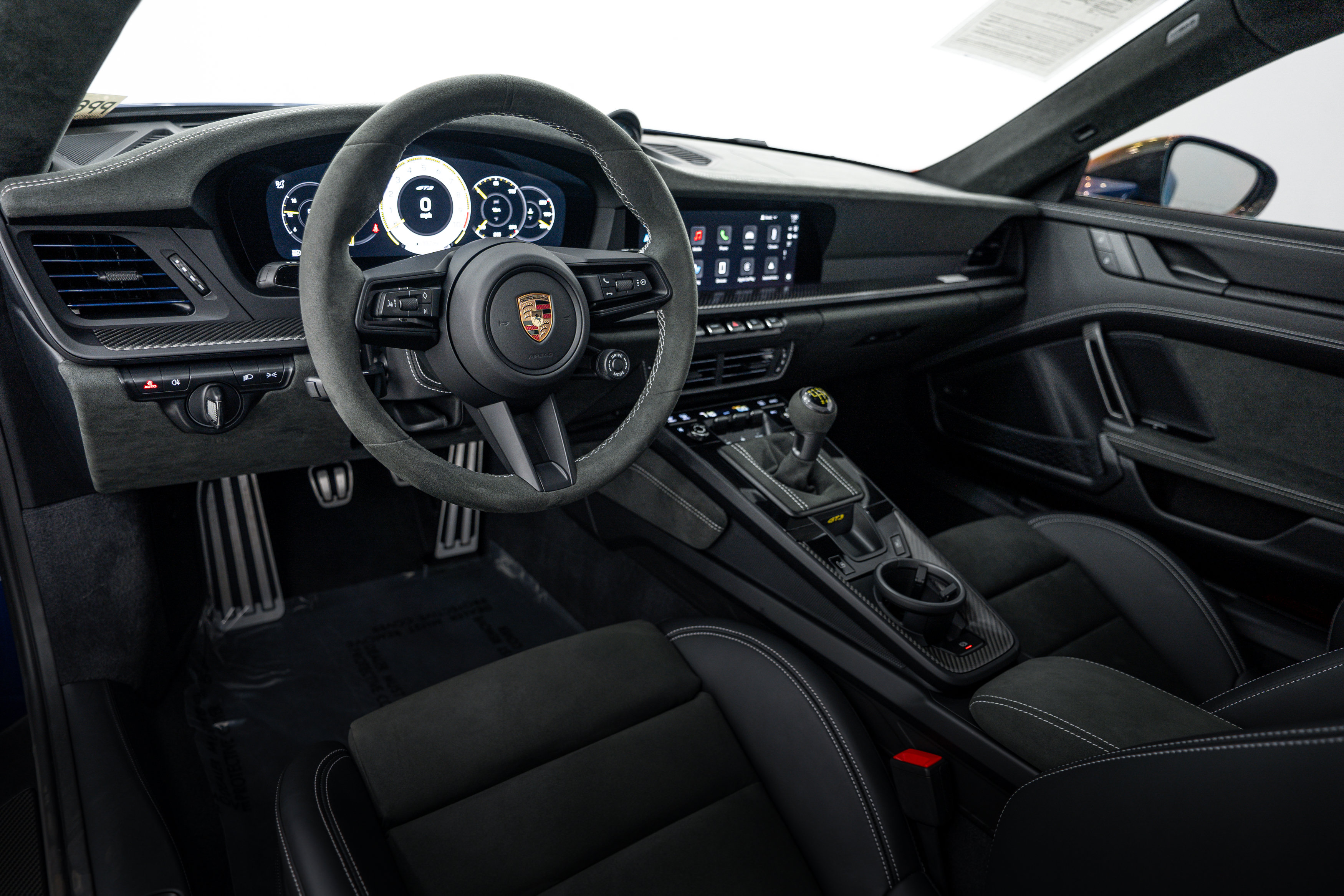 Certified 2025 Porsche 911 GT3 RWD image 4