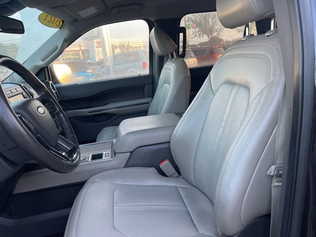 Used 2021 Ford Expedition Limited image 8