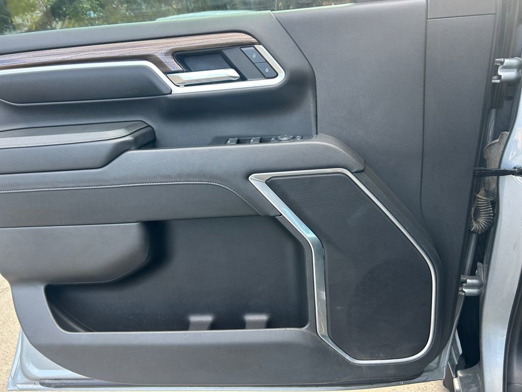 Used 2024 Chevrolet Silverado 2500 LT w/ Convenience Package image 22