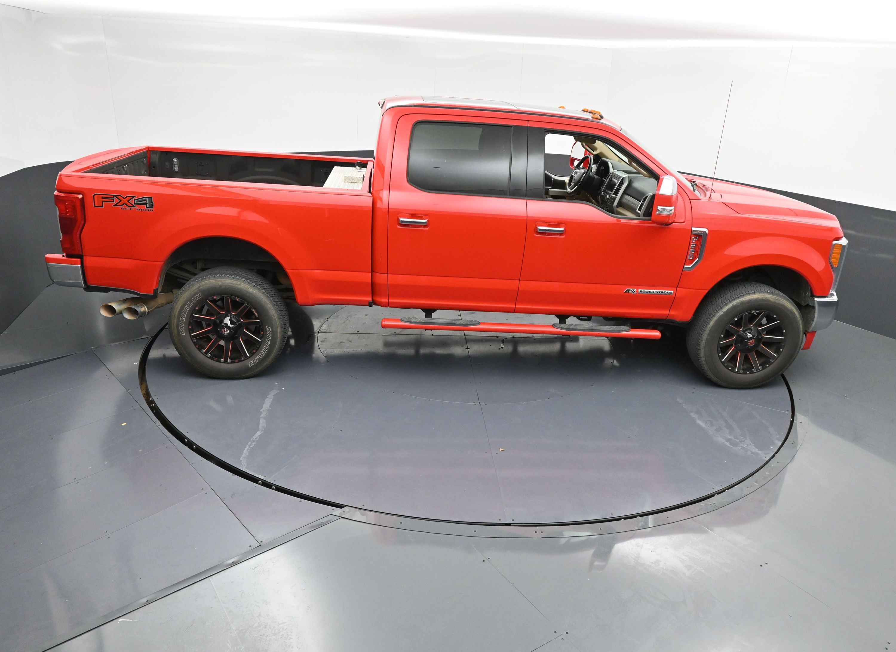 Used 2018 Ford F250 Lariat w/ Lariat Ultimate Package image 37