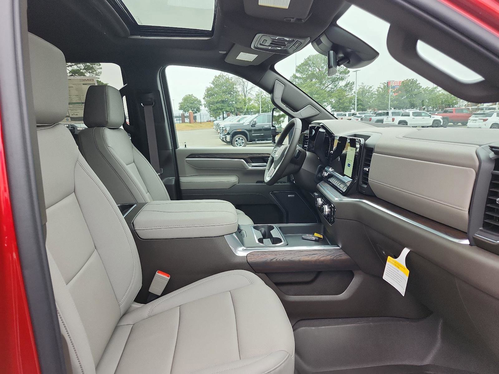 New 2026 GMC Sierra 2500 SLT w/ SLT Premium Package AWD/4WD image 12