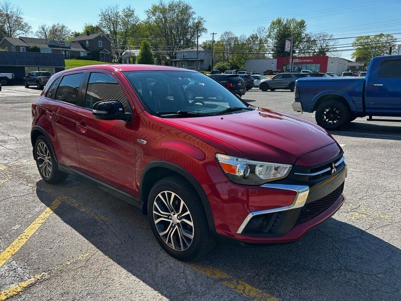 Used 2018 Mitsubishi Outlander Sport ES AWD/4WD image 3