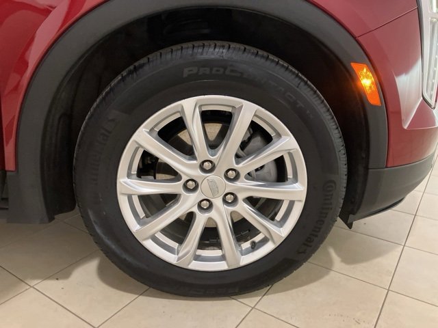 Used 2020 Cadillac XT4 Luxury w/ Cold Weather Package image 28