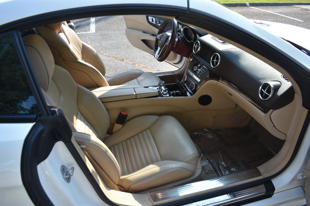 Used 2016 Mercedes-Benz SL 550 image 26