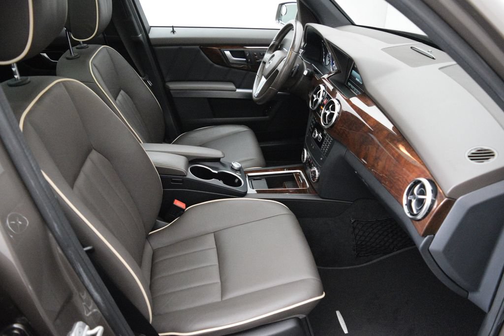 Used 2014 Mercedes-Benz GLK 250 BlueTEC 4MATIC image 16