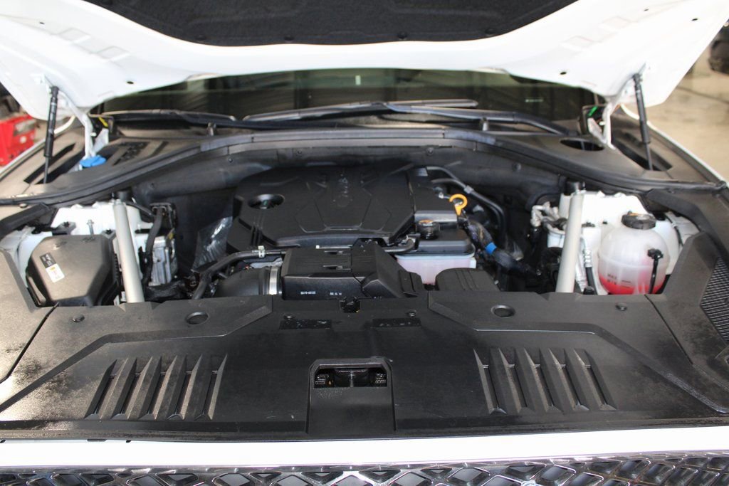 Used 2023 Genesis GV70 2.5T w/ Select Package image 16