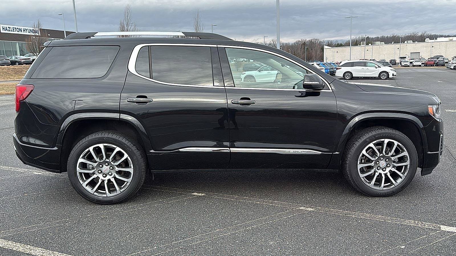 Used 2022 GMC Acadia Denali AWD/4WD image 4