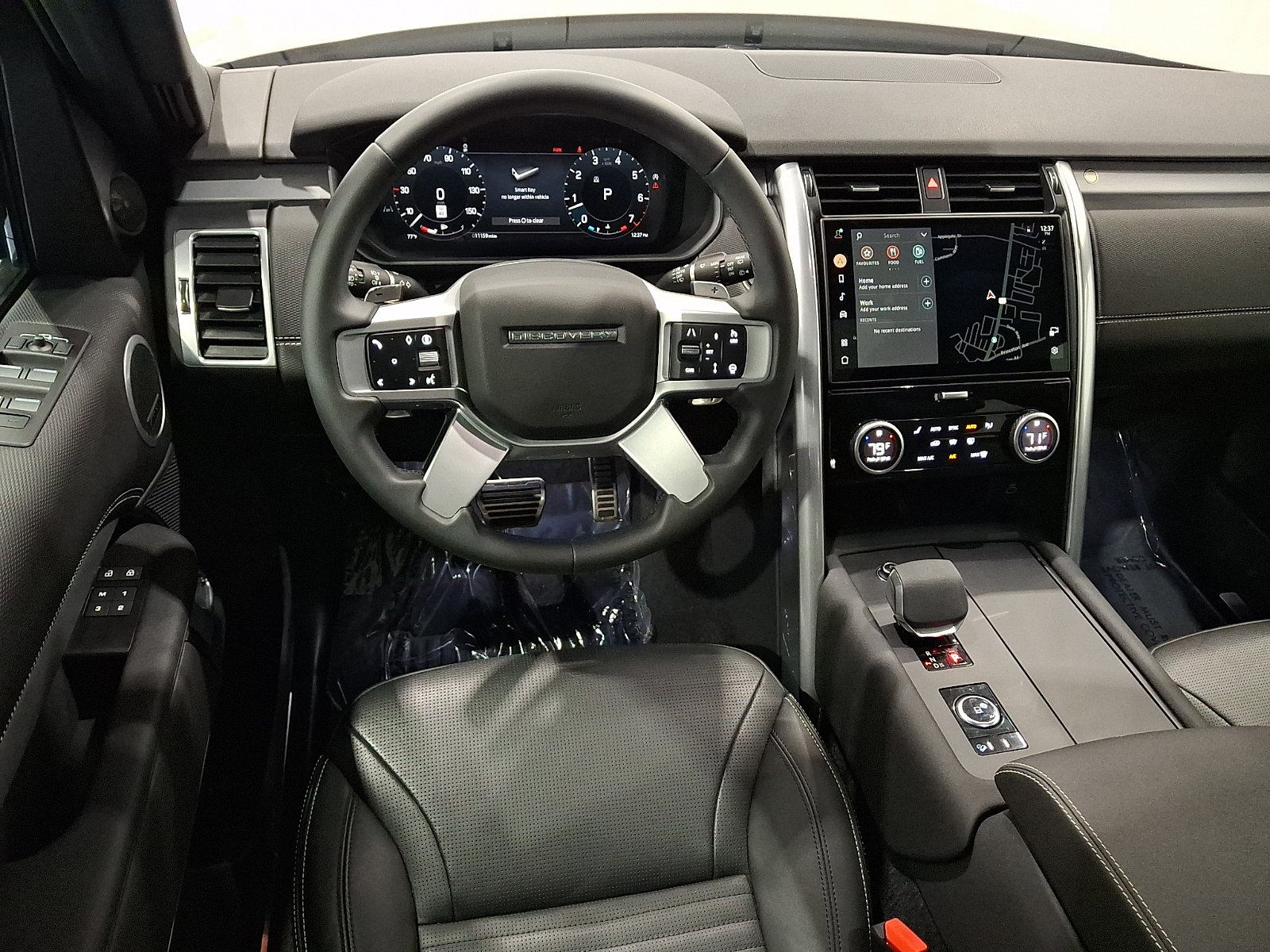 Certified 2025 Land Rover Discovery Dynamic SE AWD/4WD image 9
