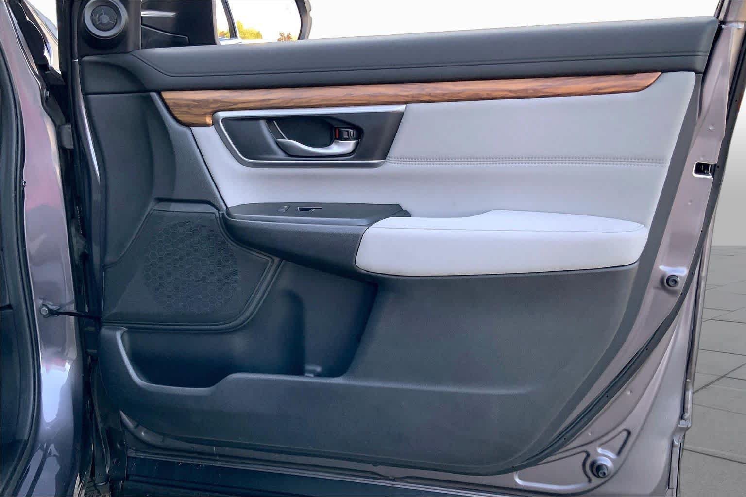 Used 2018 Honda CR-V EX image 23