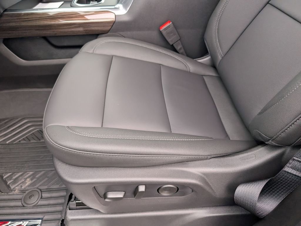 New 2026 Chevrolet Silverado 2500 LT image 24