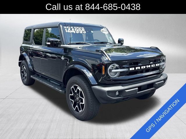 Used 2022 Ford Bronco Outer Banks AWD/4WD image 3