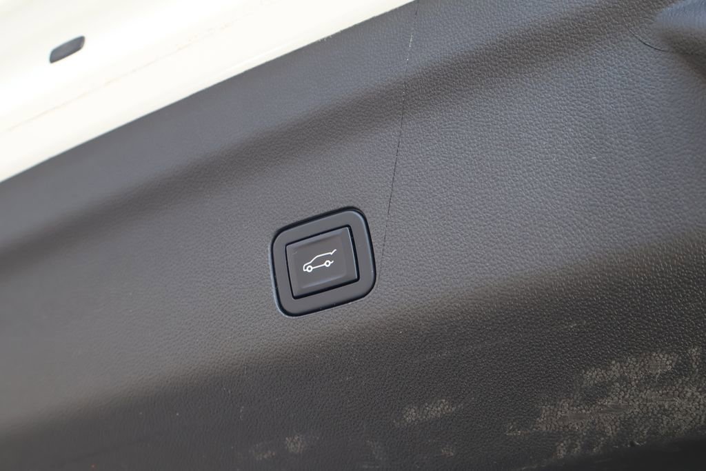 Used 2022 Chevrolet Tahoe High Country image 52