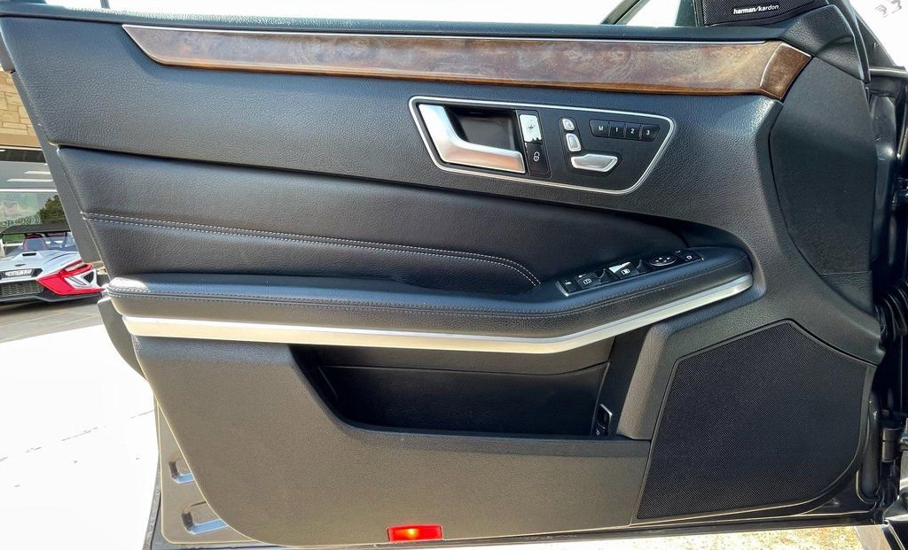 Used 2014 Mercedes-Benz E 350 4MATIC Sedan w/ Premium 1 Package image 34