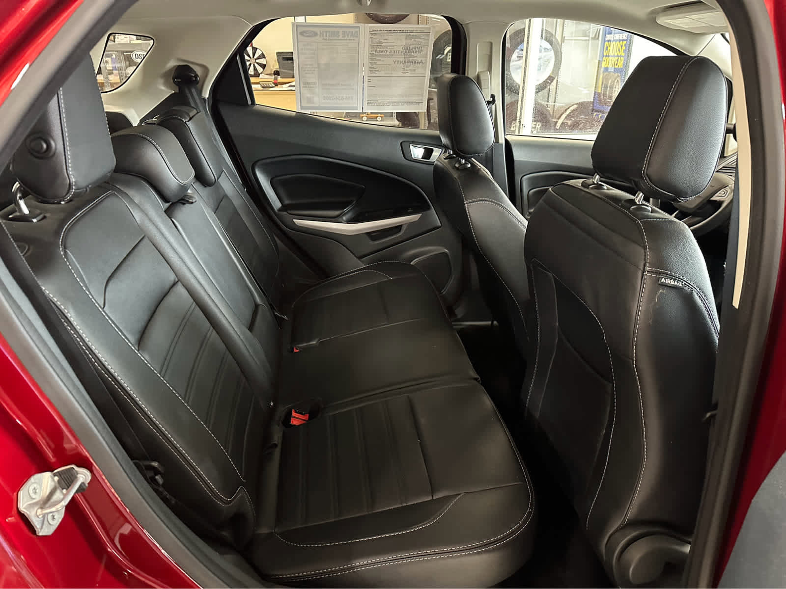 Used 2022 Ford EcoSport Titanium AWD/4WD image 31