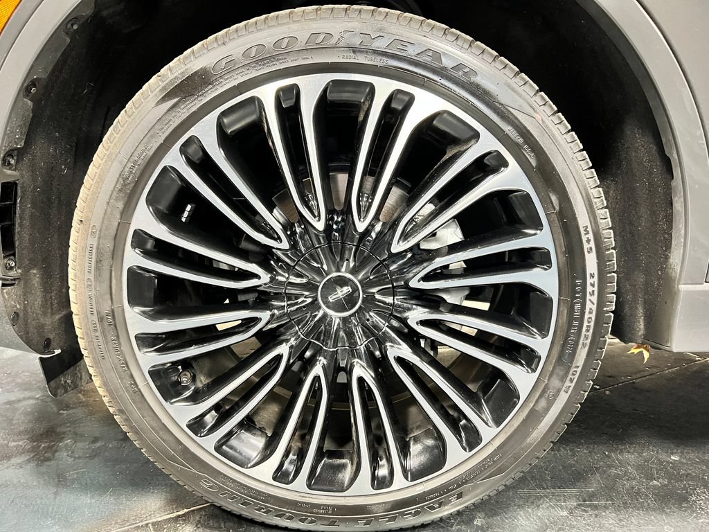 Used 2024 Lincoln Aviator Black Label AWD/4WD image 13