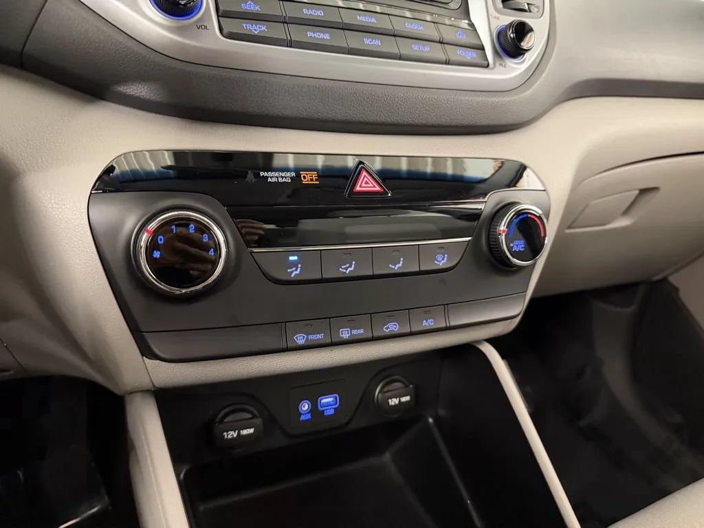 Used 2016 Hyundai Tucson SE w/ Option Group 02 AWD/4WD image 21