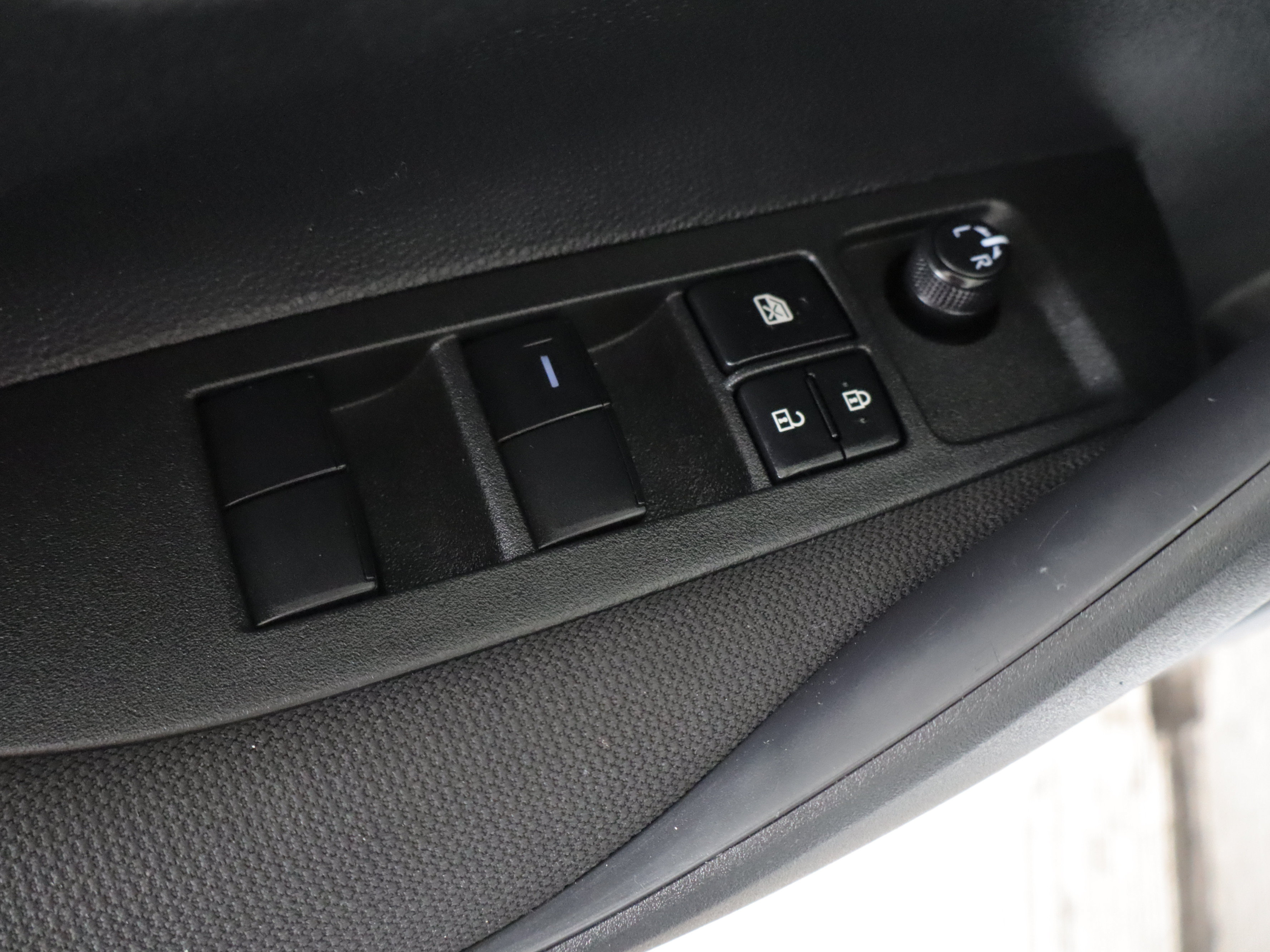 Used 2026 Toyota Corolla LE w/ LE Premium Package FWD image 11