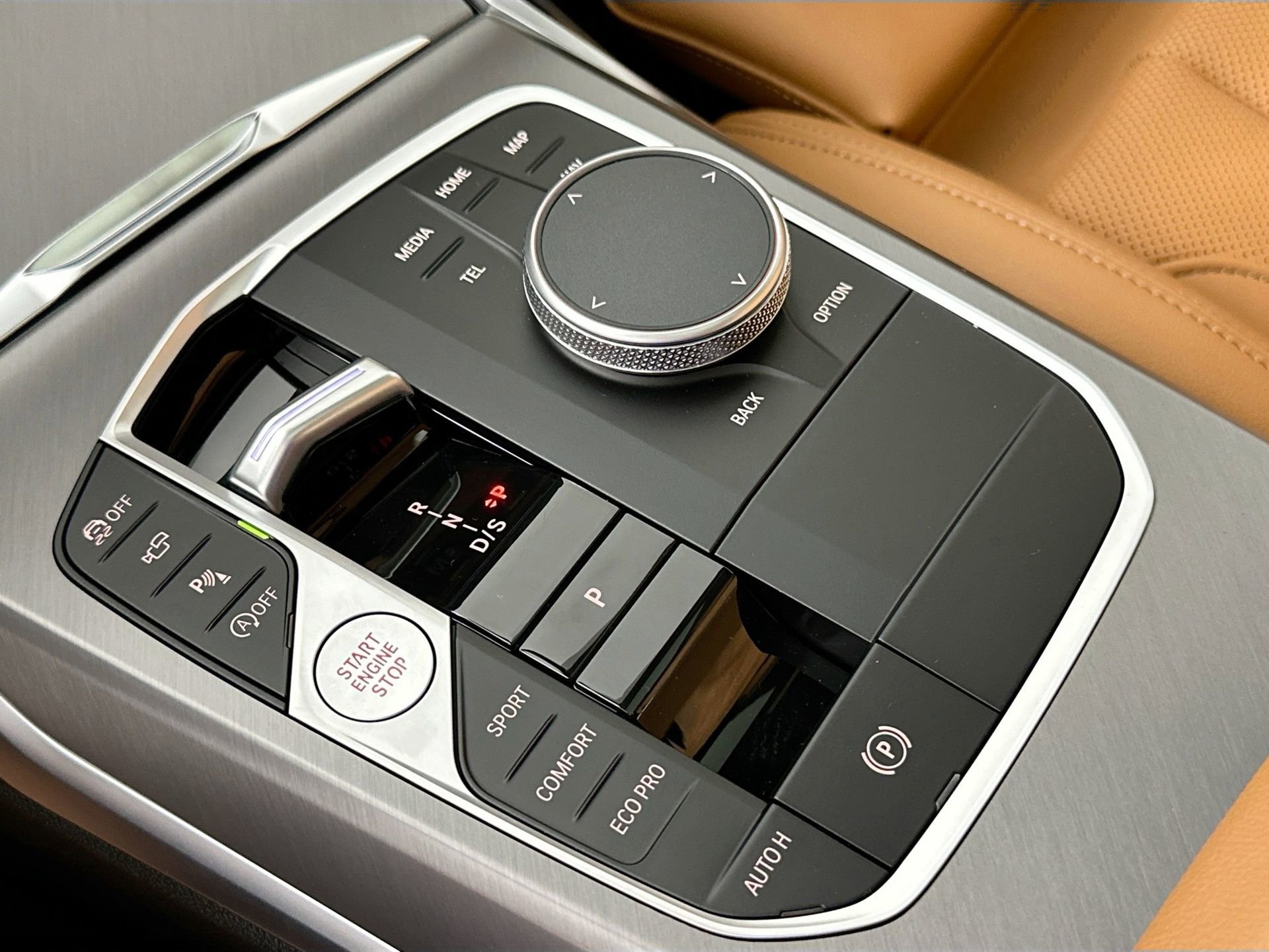 New 2026 BMW 330i Sedan w/ M Sport Package image 16