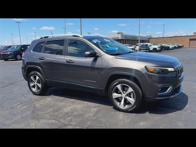 Used 2021 Jeep Cherokee Limited AWD/4WD image 2