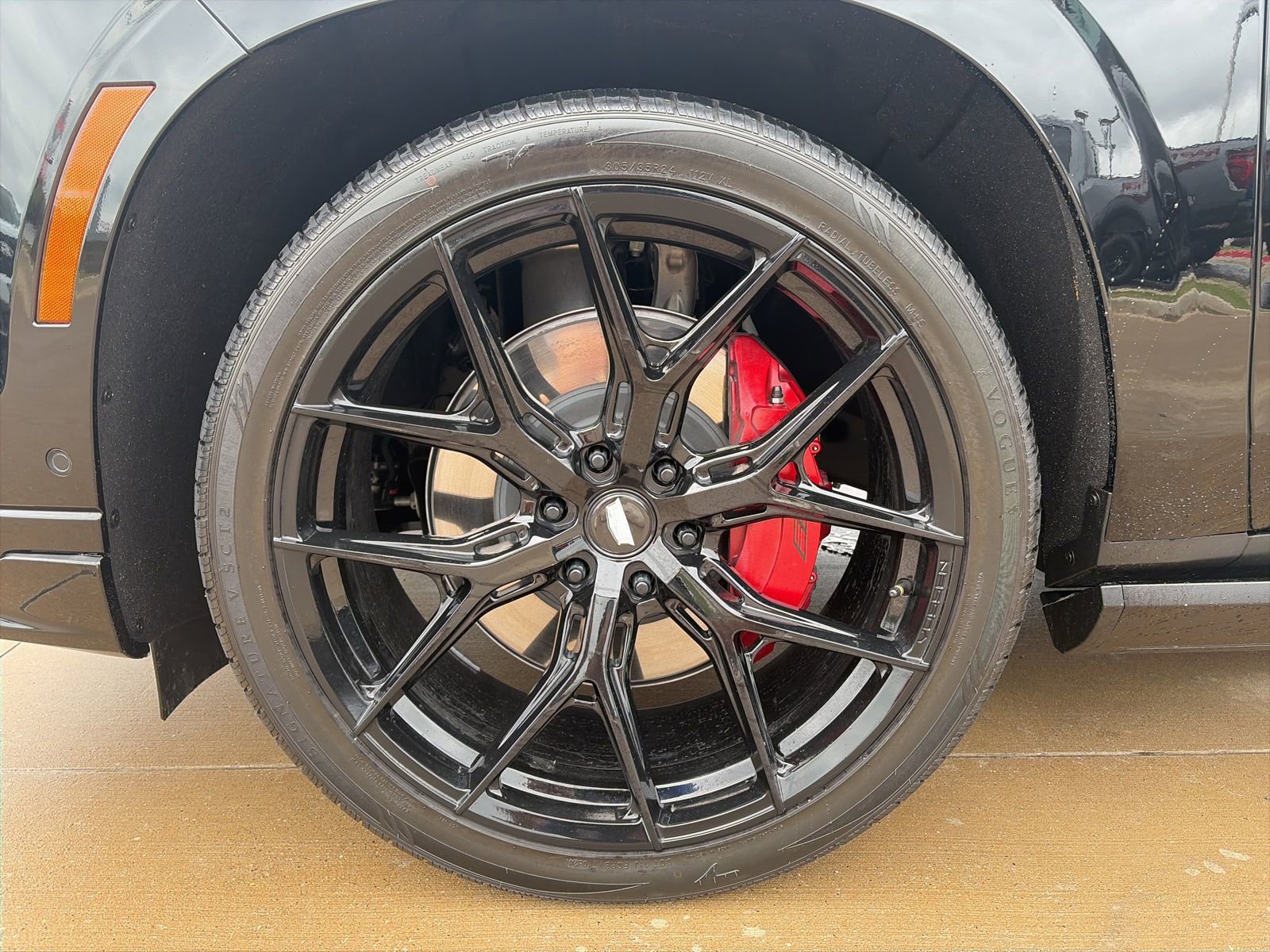 Used 2026 Cadillac Escalade V image 9