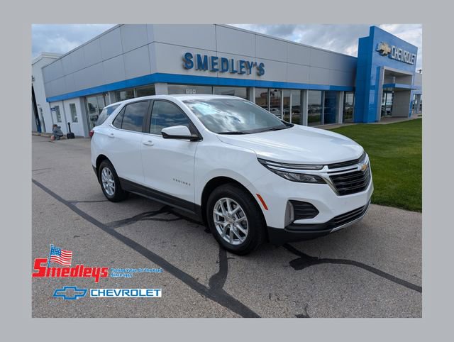 Used 2023 Chevrolet Equinox LT w/ LPO, Floor Liner Package AWD/4WD image 1